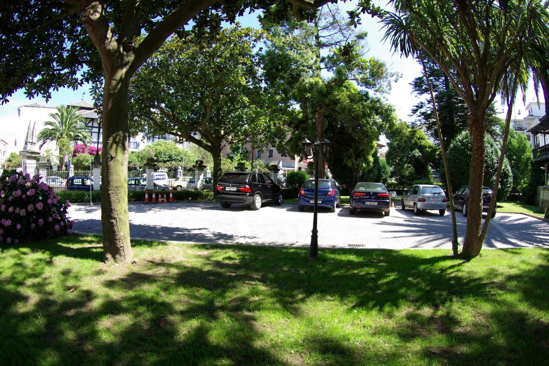 Hotel Y Apartamentos Arias Navia Bagian luar foto